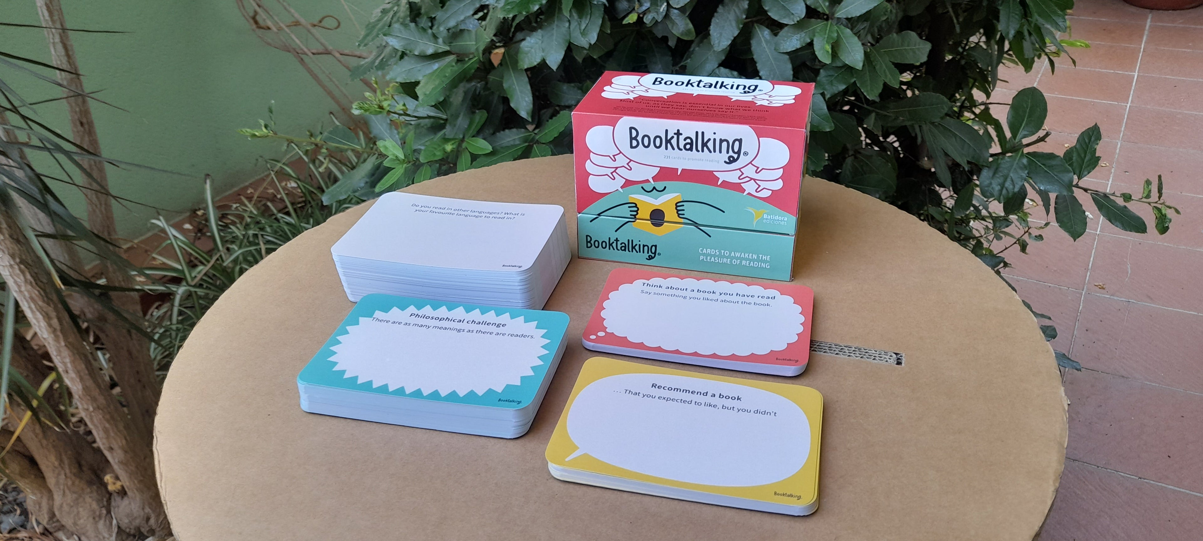 Booktalking English Edition — Cards that turn books into conversation